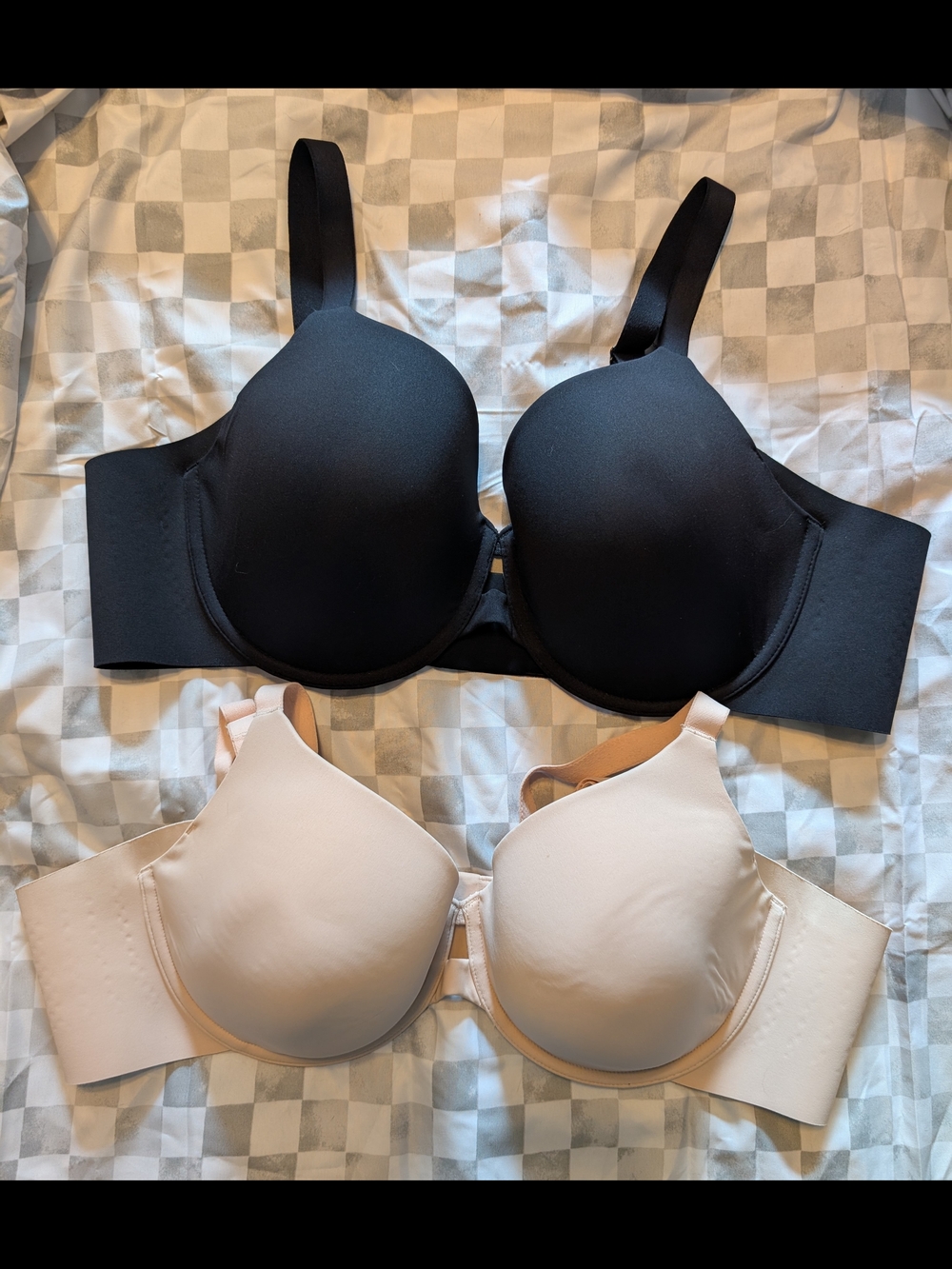 Torrid Invisible Support Full Coverage Bra Black and Nude Size 44B